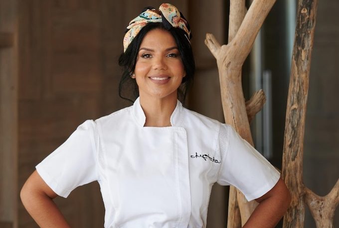 La reconocida Chef Tita, invitada especial del evento “Raíces Compartidas”, representará a República Dominicana en una cena que celebra la herencia culinaria compartida entre ambos países.